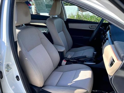 Used 2014 Toyota Corolla L image 8