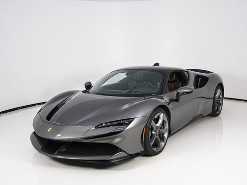 Certified 2021 Ferrari SF90 Stradale AWD/4WD image 7