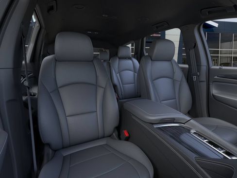 Used 2023 Buick Enclave Essence w/ LPO, Floor Liner Package FWD image 17