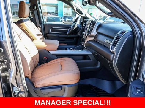New 2025 RAM 2500 Big Horn AWD/4WD image 22