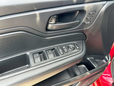 Used 2025 Honda Odyssey Sport-L image 13