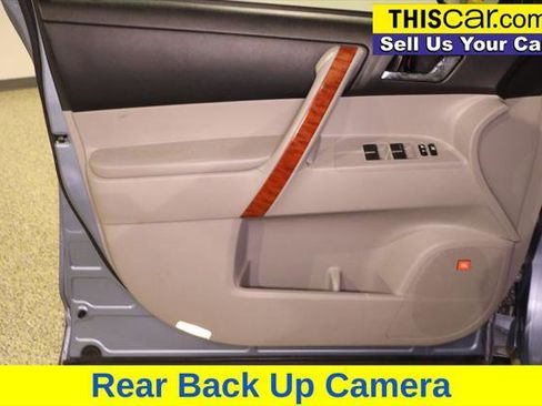 Used 2010 Toyota Highlander Limited image 22