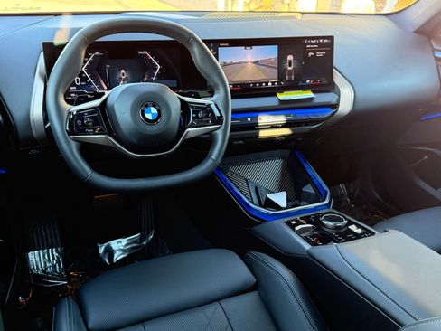 Used 2025 BMW X3 xDrive30i w/ Convenience Package image 32