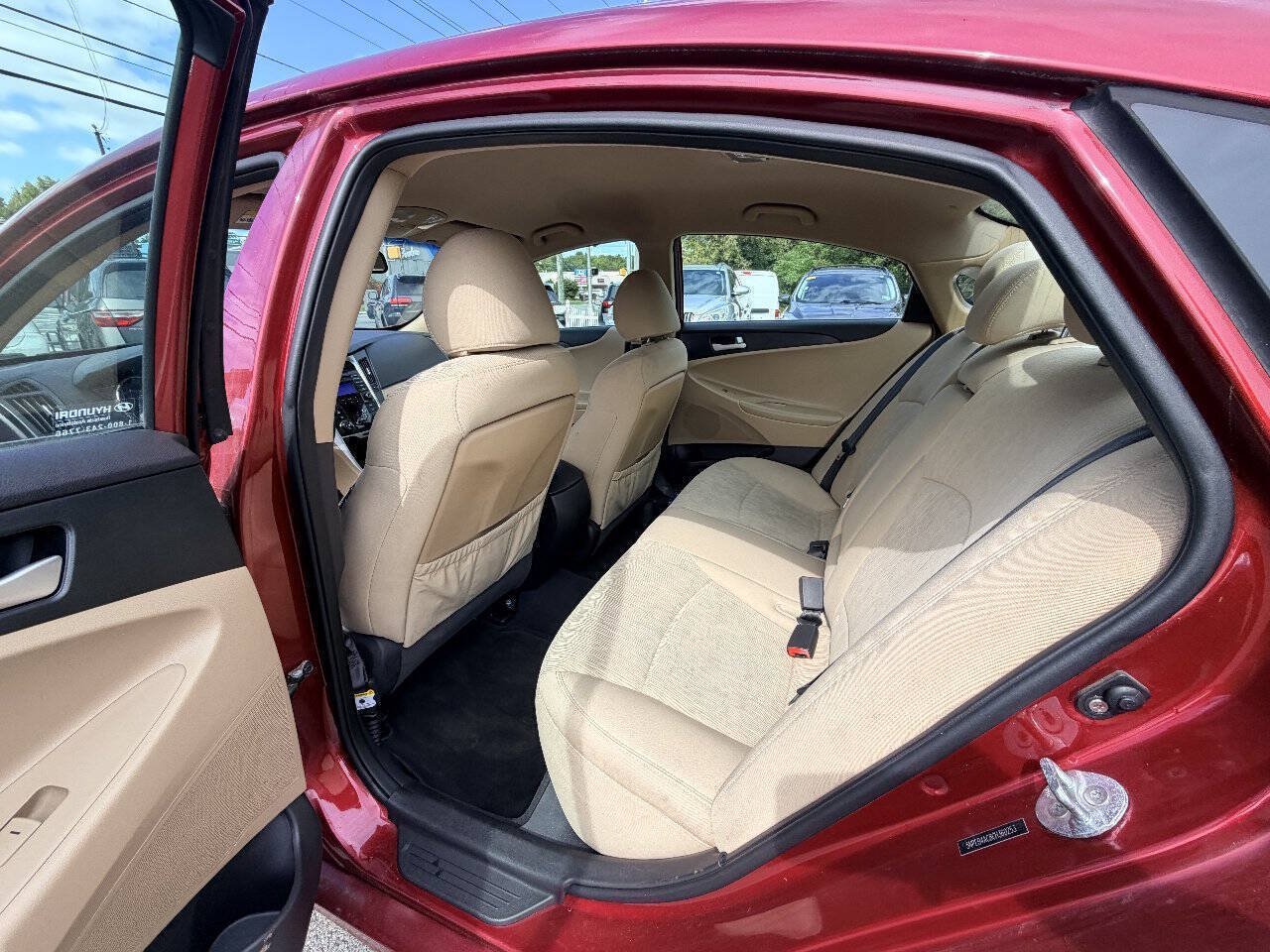 Used 2012 Hyundai Sonata GLS FWD image 42