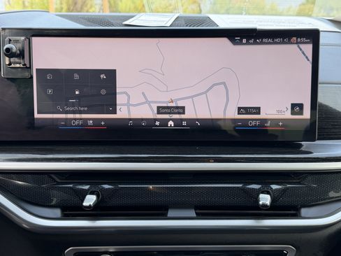 Used 2024 BMW X7 xDrive40i w/ M Sport Package image 26