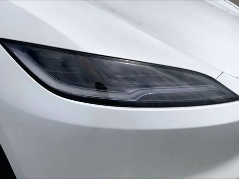 Used 2025 Tesla Model 3 Long Range image 26
