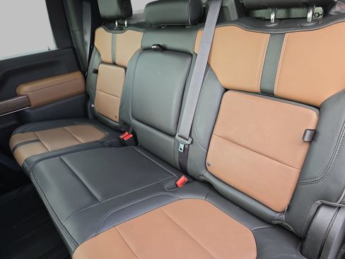 Used 2020 Chevrolet Silverado 2500 High Country AWD/4WD image 15
