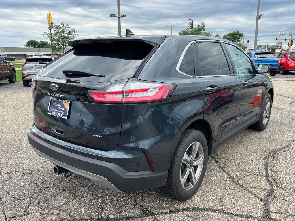 Certified 2024 Ford Edge SEL w/ Convenience Package AWD/4WD image 5