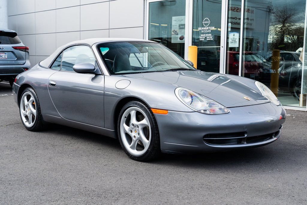 Used 2001 Porsche 911 Carrera RWD image 1