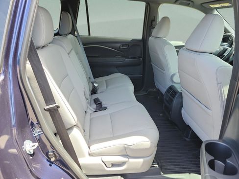 Certified 2023 Honda Passport EX-L image 10