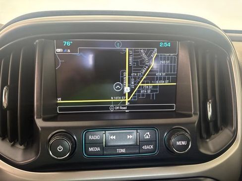 Used 2018 Chevrolet Colorado LT AWD/4WD image 5