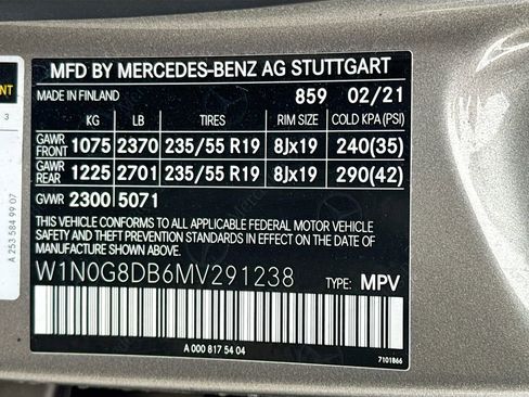 Used 2021 Mercedes-Benz GLC 300 w/ Premium Package image 31