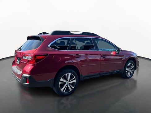Used 2018 Subaru Outback 2.5i Limited AWD/4WD image 3
