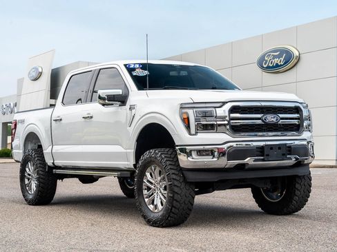 Used 2025 Ford F150 Lariat w/ Equipment Group 501A Mid AWD/4WD image 1