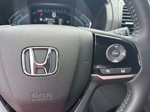 Used 2023 Honda Odyssey Touring image 24