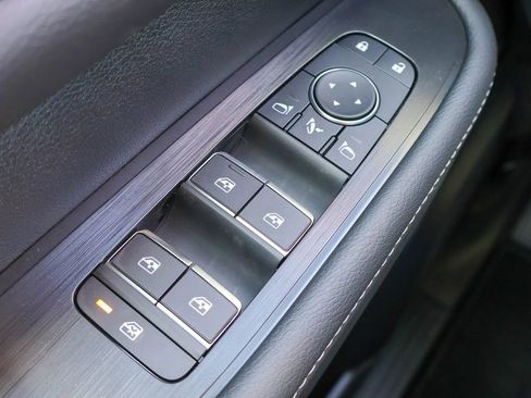 New 2026 Nissan Armada SL image 15