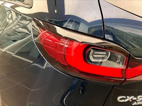 Used 2025 MAZDA CX-90 Plug-In Hybrid w/ Preferred image 28