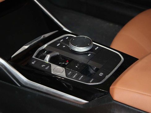 Certified 2023 BMW 330i 330i w/ Convenience Package image 13