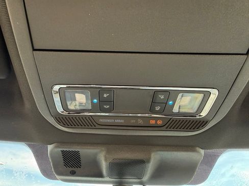 Used 2025 Ford F350 Lariat w/ Chrome Package AWD/4WD image 15