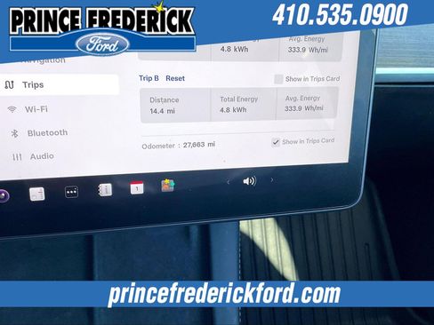 Used 2024 Tesla Model Y 2WD image 19