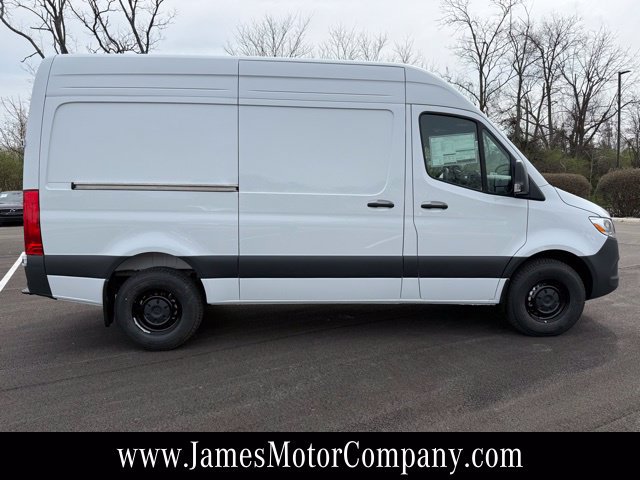 Used 2026 Mercedes-Benz Sprinter 2500 image 5