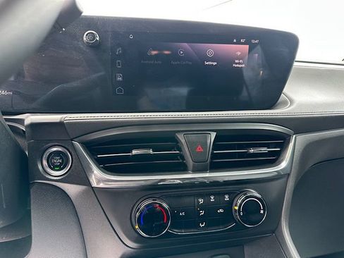 Used 2025 Buick Encore GX Preferred FWD image 33