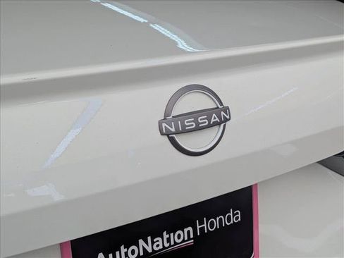 Used 2024 Nissan Altima 2.5 SR FWD image 30