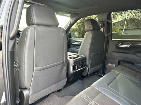 Certified 2025 Chevrolet Silverado 1500 High Country w/ Technology Package image 16