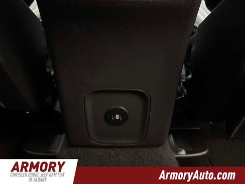 Used 2024 Ford Escape ST-Line image 33