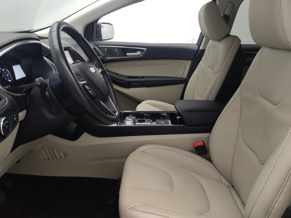 Used 2020 Ford Edge Titanium w/ Cargo Accessory Package FWD image 17
