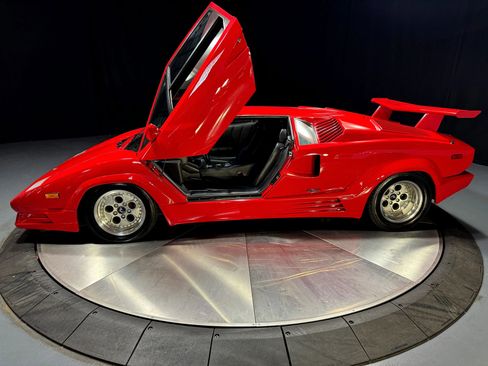 Used 1989 Lamborghini Countach Coupe RWD image 7