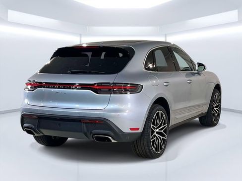 New 2026 Porsche Macan image 9