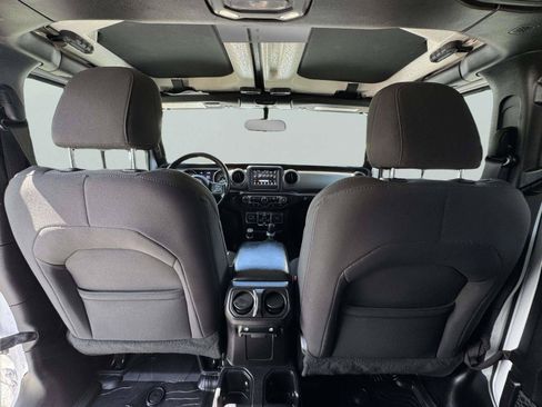 Used 2020 Jeep Wrangler Unlimited Sport AWD/4WD image 43