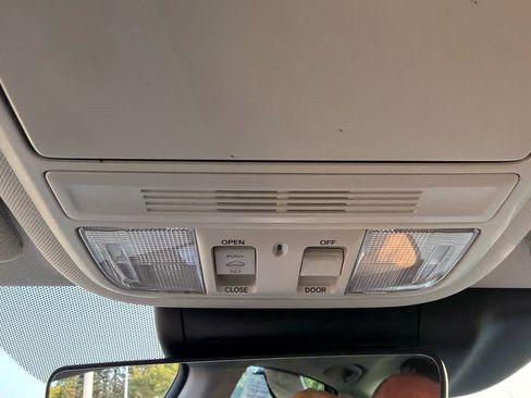 Used 2018 Honda Accord EX-L image 21