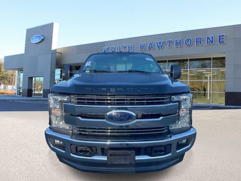 Used 2017 Ford F350 Lariat w/ Lariat Value Package AWD/4WD image 2