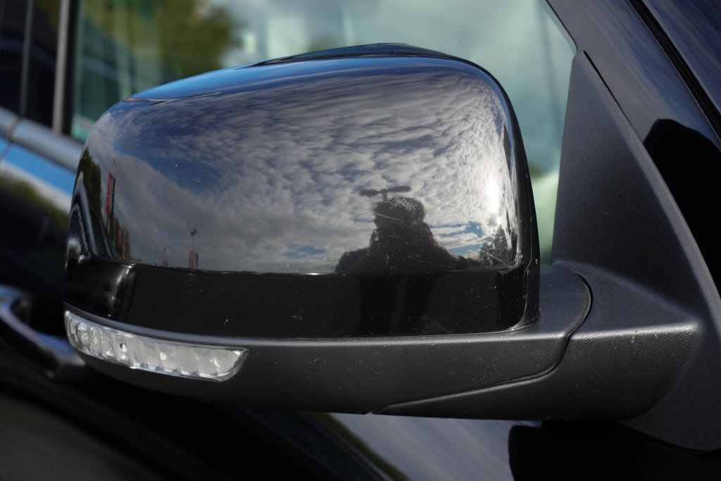 Used 2020 Dodge Durango R/T w/ Blacktop Package AWD/4WD image 5