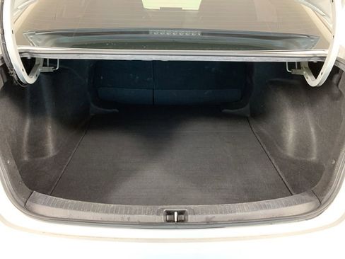 Used 2022 Toyota Corolla LE FWD image 13
