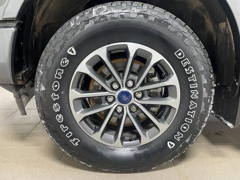 Used 2019 Ford F150 XLT w/ Equipment Group 302A Luxury image 10