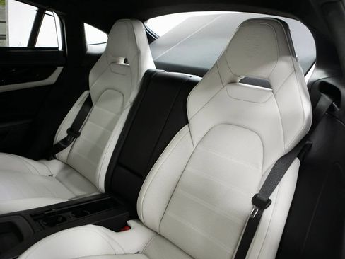 New 2026 Porsche Panamera Turbo S image 29