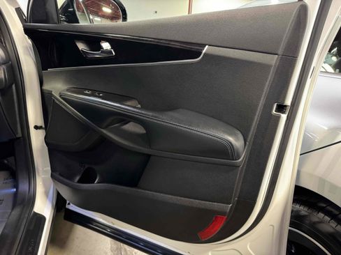 Used 2017 Kia Sorento EX w/ EX Advanced Touring Package image 64