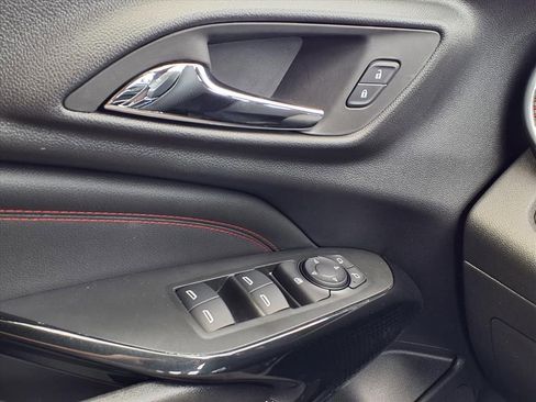 New 2026 Chevrolet Trax RS w/ Driver Confidence Package FWD image 20