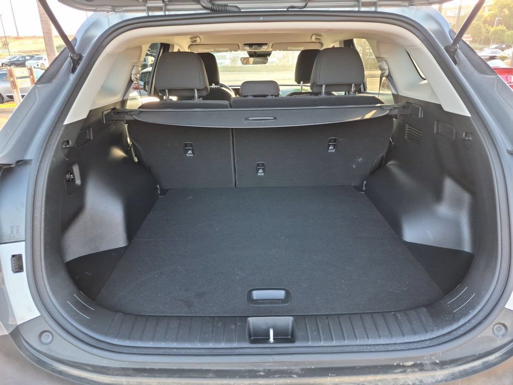 Certified 2025 Kia Sportage LX AWD/4WD image 26