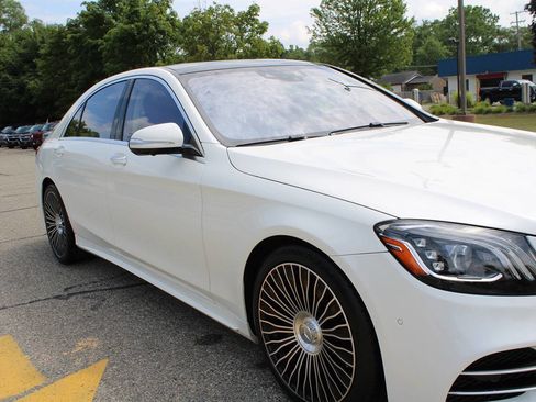Used 2018 Mercedes-Benz S 560 4MATIC Sedan image 54