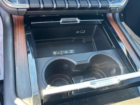 Used 2026 GMC Yukon XL Denali w/ Sun & Power Step Package AWD/4WD image 35
