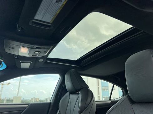 Used 2022 Lexus ES 350 F Sport w/ Accessory Package 2 image 22