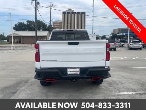 Used 2021 Chevrolet Silverado 1500 LT Trail Boss w/ Convenience Package II AWD/4WD image 4
