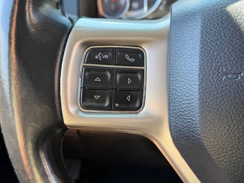 Used 2018 RAM 2500 Laramie AWD/4WD image 16