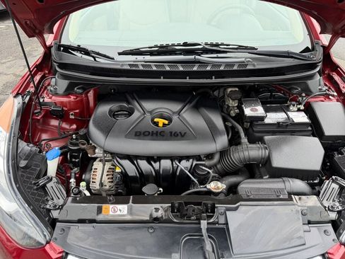 Used 2013 Hyundai Elantra GLS w/ Preferred Pkg image 31