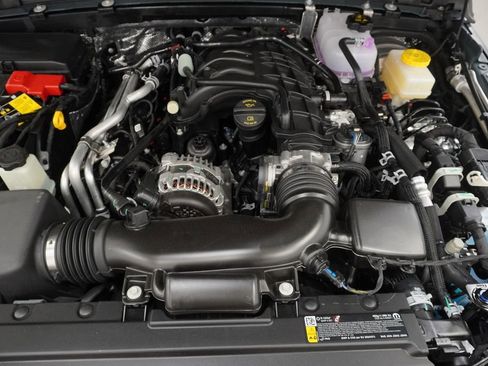New 2026 Jeep Wrangler Unlimited Sahara AWD/4WD image 38