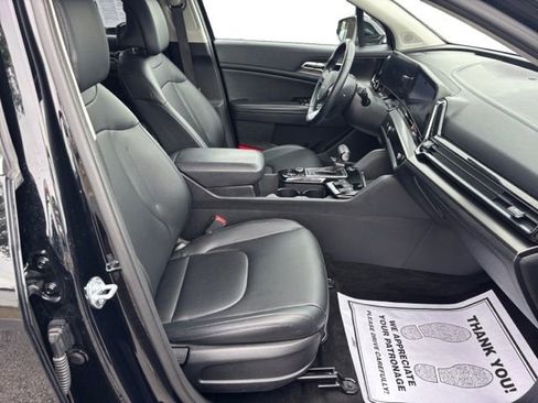 Certified 2023 Kia Sportage EX AWD/4WD image 11